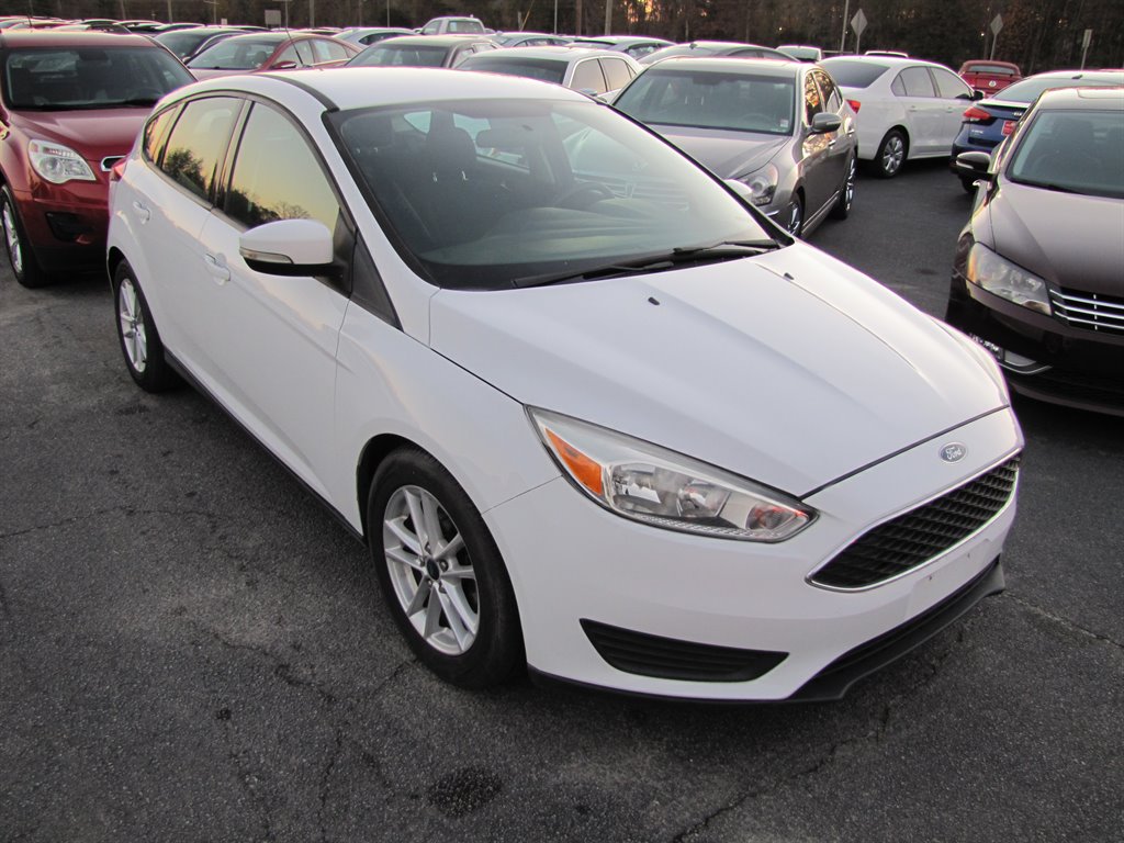 2017 Ford Focus - $10,995