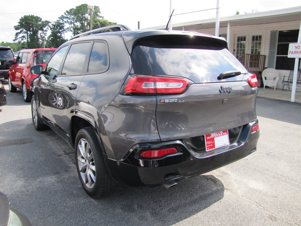 2018 Jeep Cherokee - $13,995