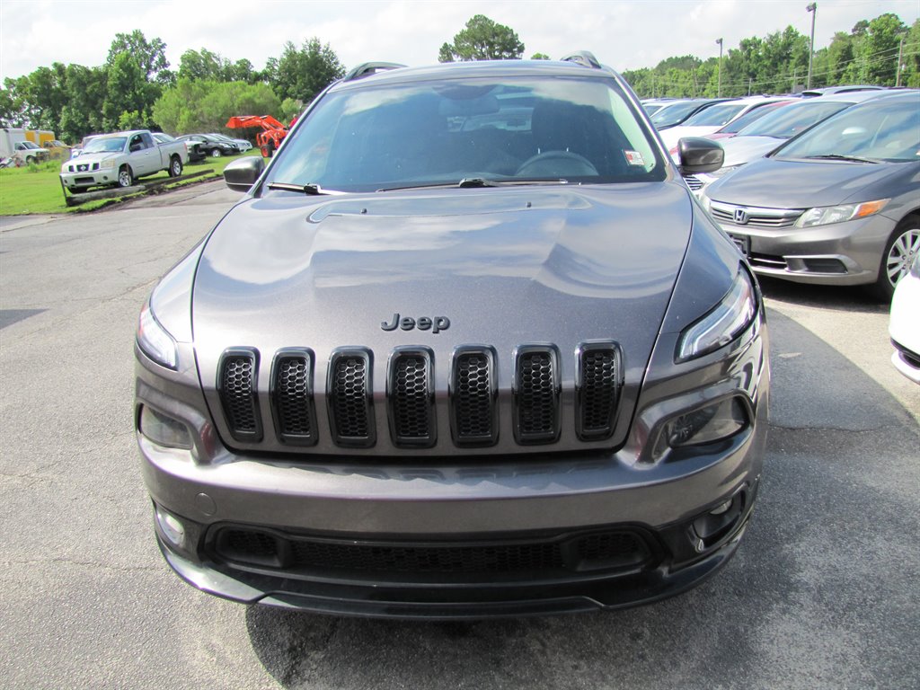 2018 Jeep Cherokee - $13,995