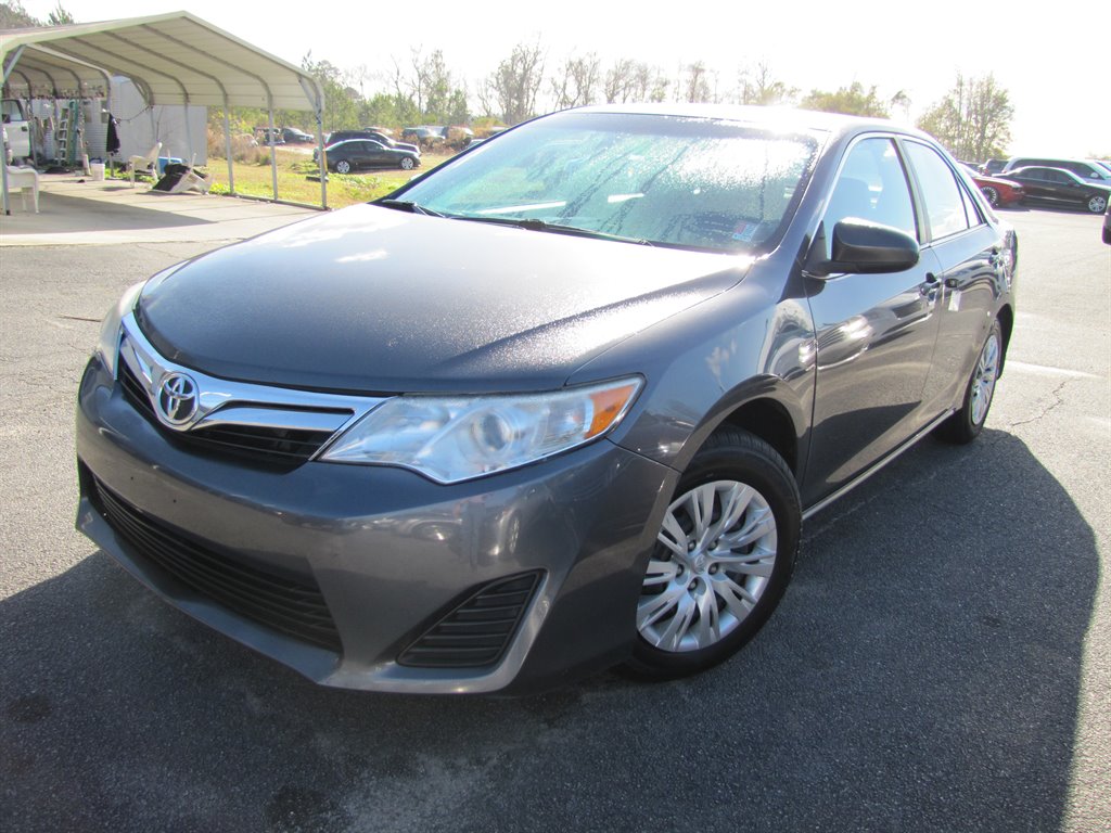 2013 Toyota Camry L photo