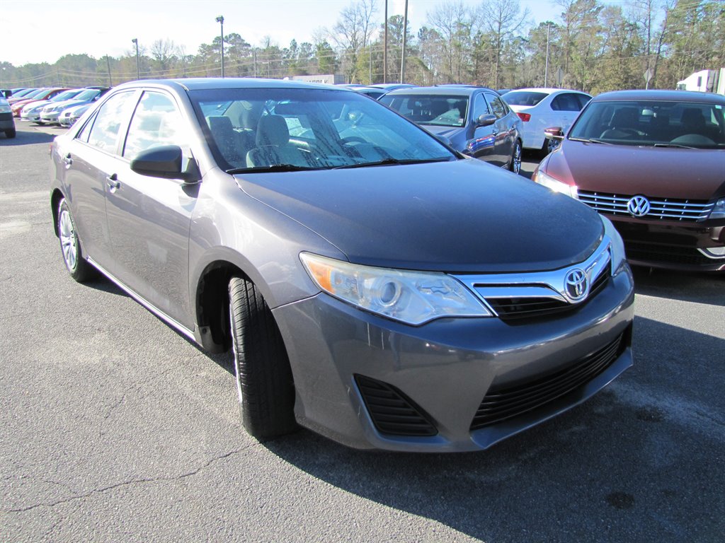 2013 Toyota Camry L photo