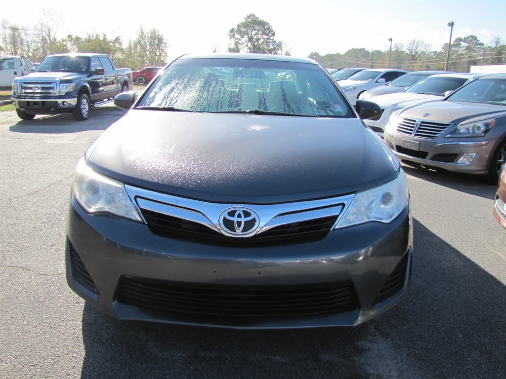 2013 Toyota Camry L photo