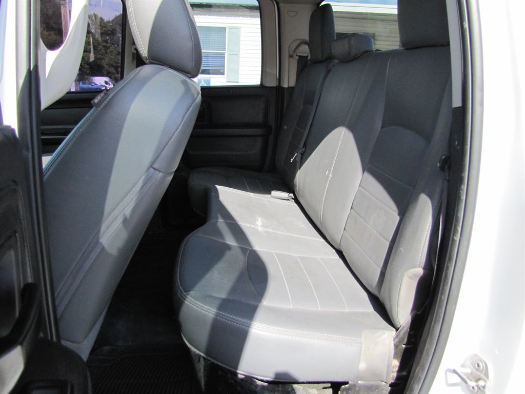 2017 RAM 1500 Tradesman photo