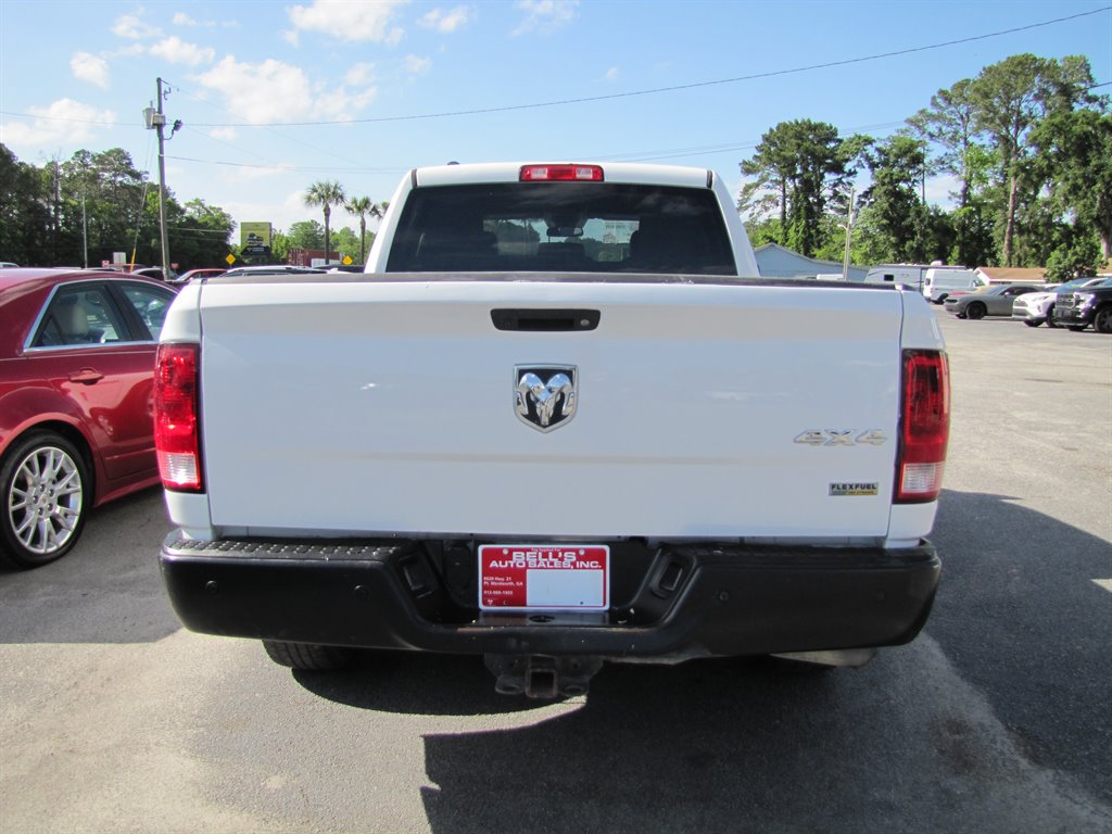 2017 RAM 1500 Tradesman photo