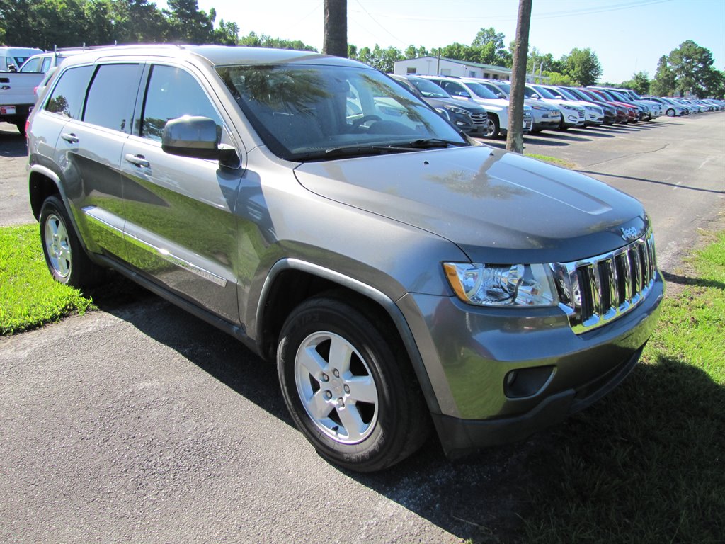 2012 Jeep Grand Cherokee Laredo photo