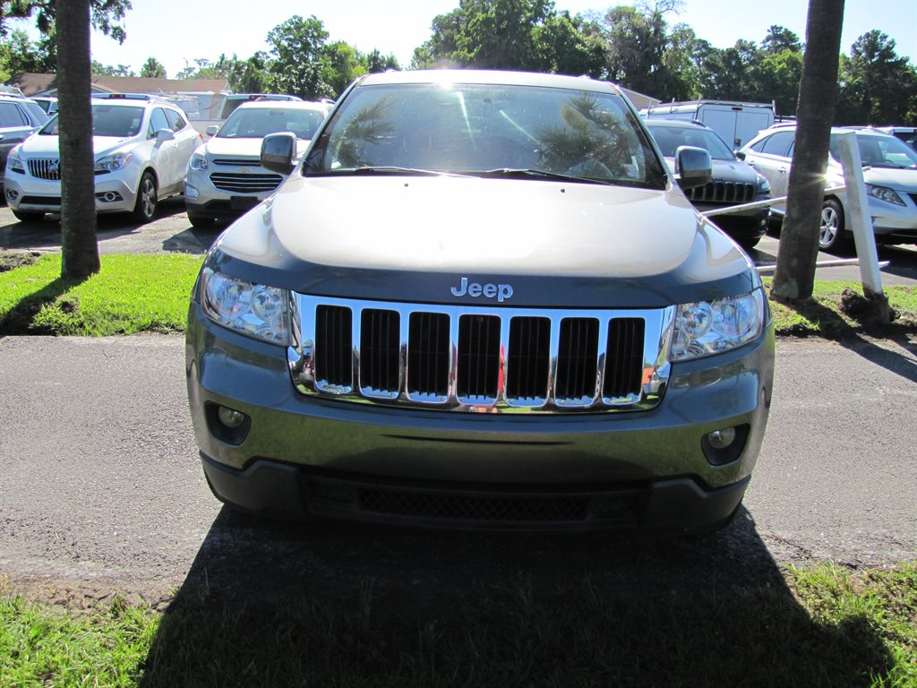 2012 Jeep Grand Cherokee Laredo photo