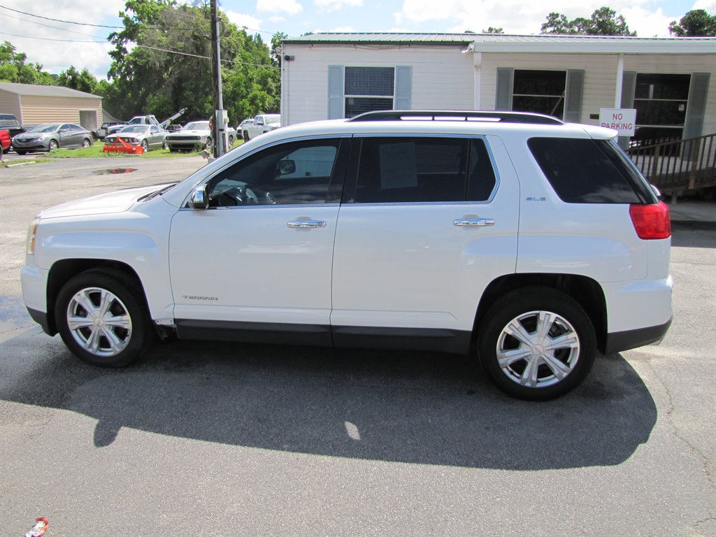 2017 GMC Terrain - $10,995
