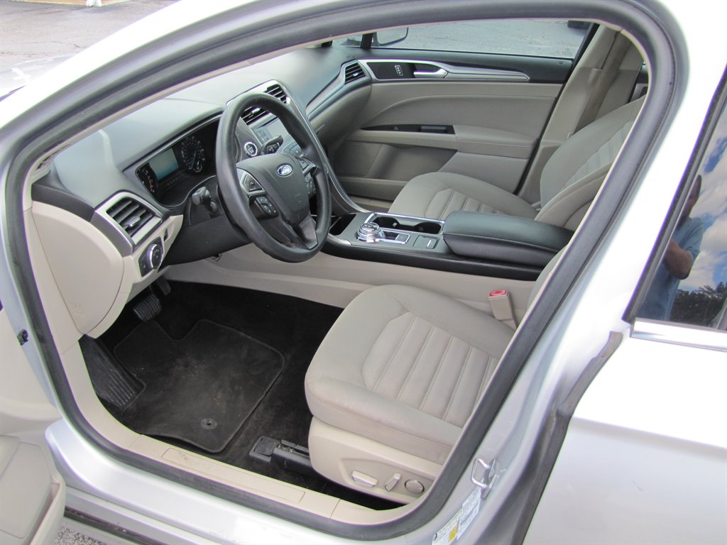 2018 Ford Fusion - $13,995