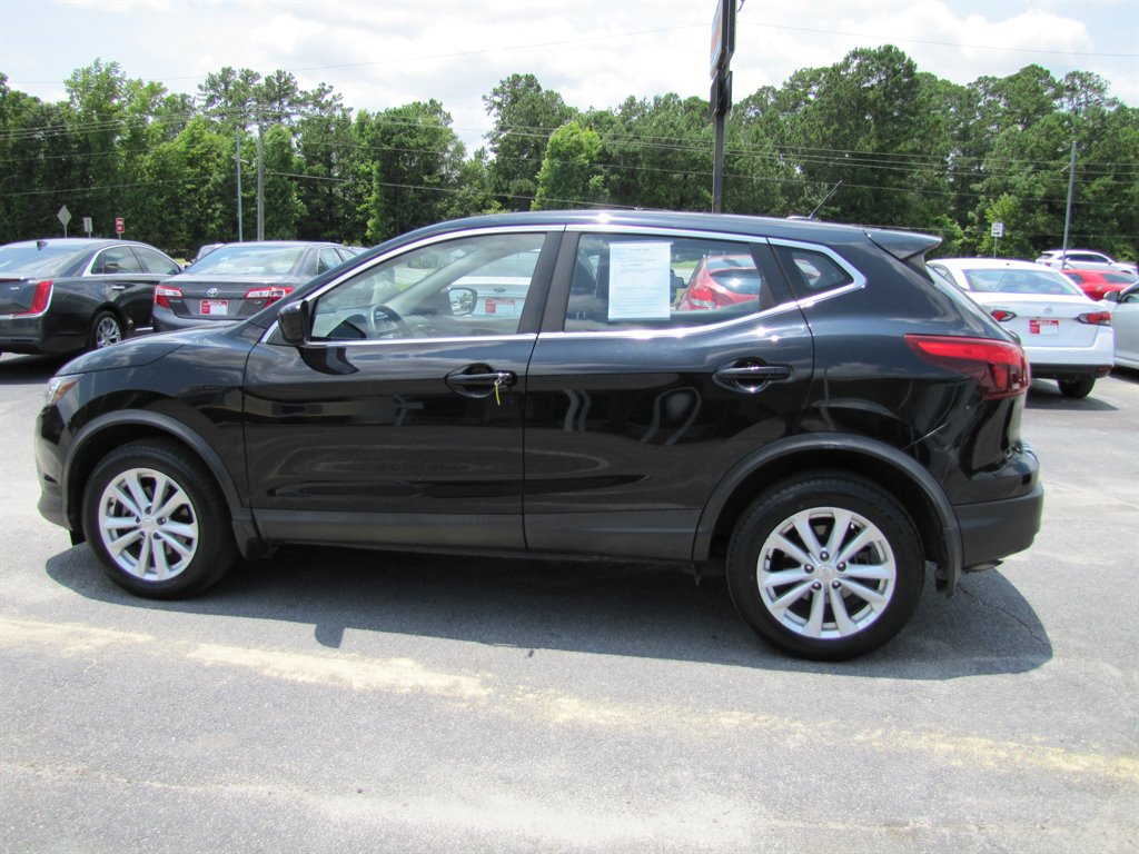 2018 Nissan Rogue - $11,995