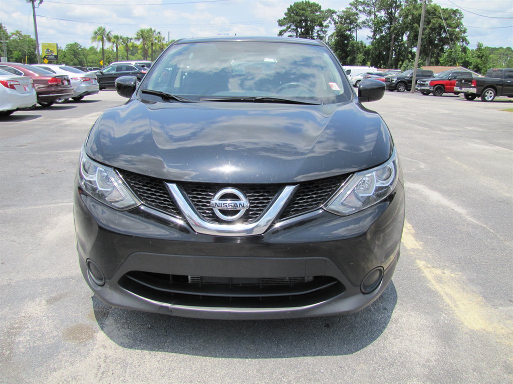 2018 Nissan Rogue - $11,995