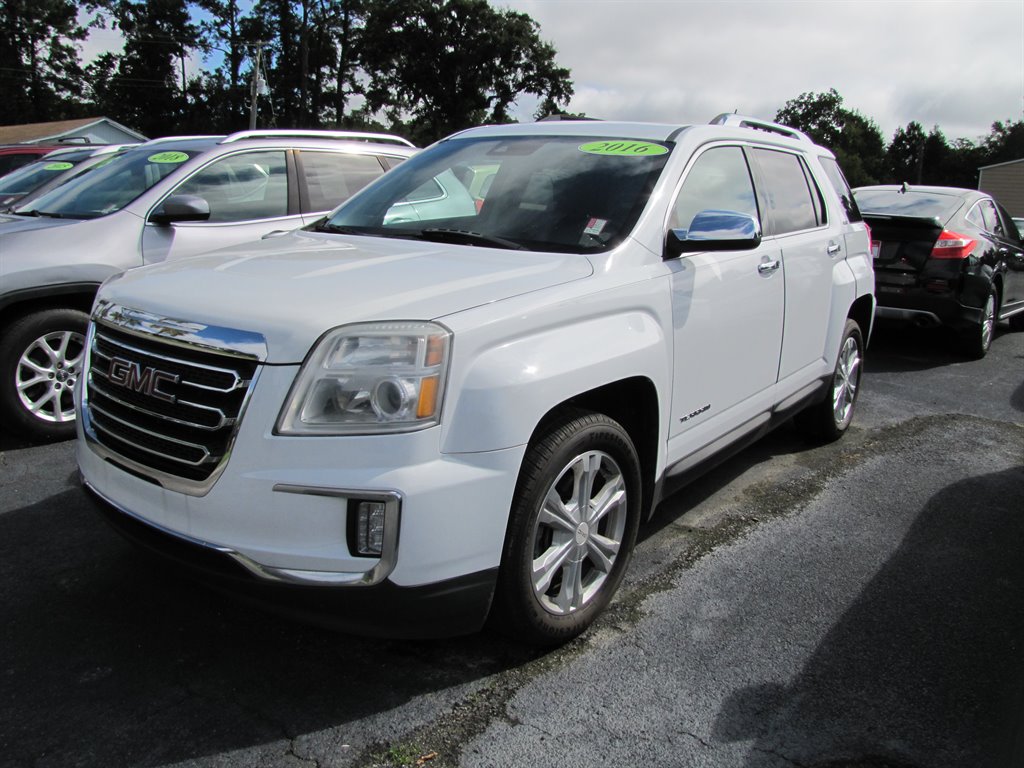 2016 GMC Terrain SLT photo