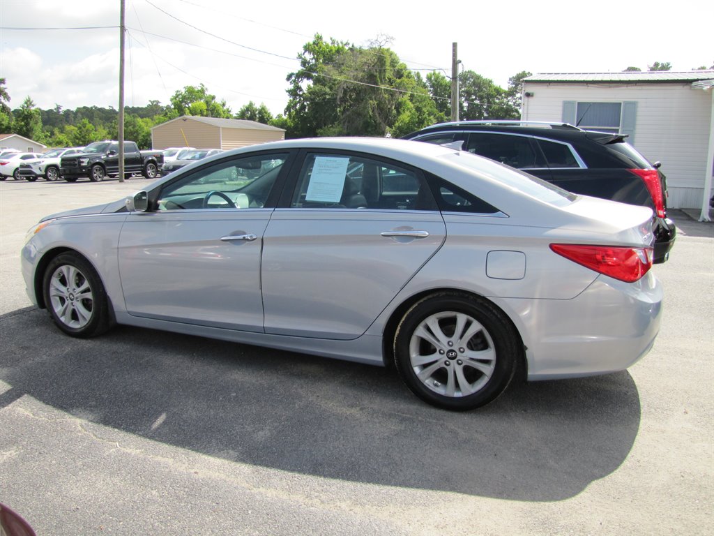 2013 Hyundai Sonata - $9,995