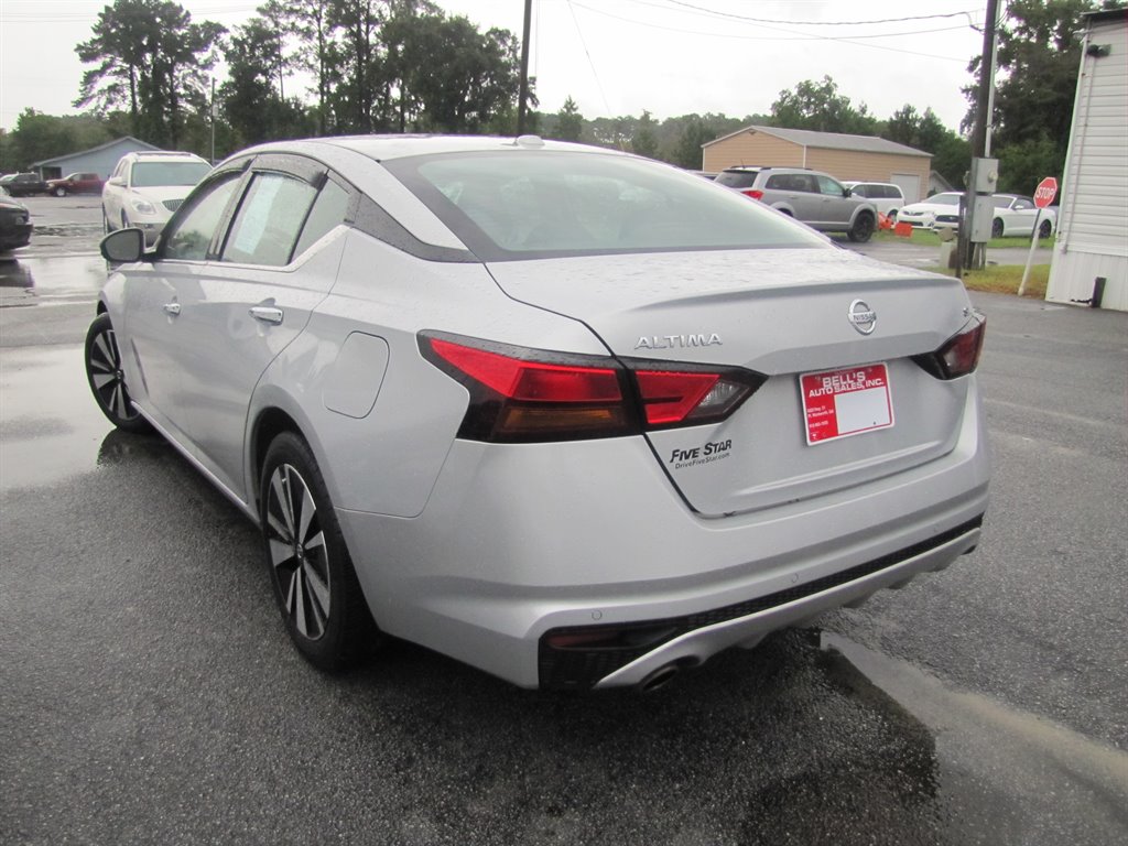 2019 Nissan Altima - $15,495