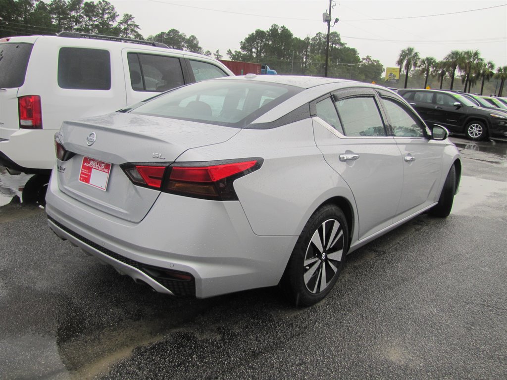 2019 Nissan Altima - $15,495