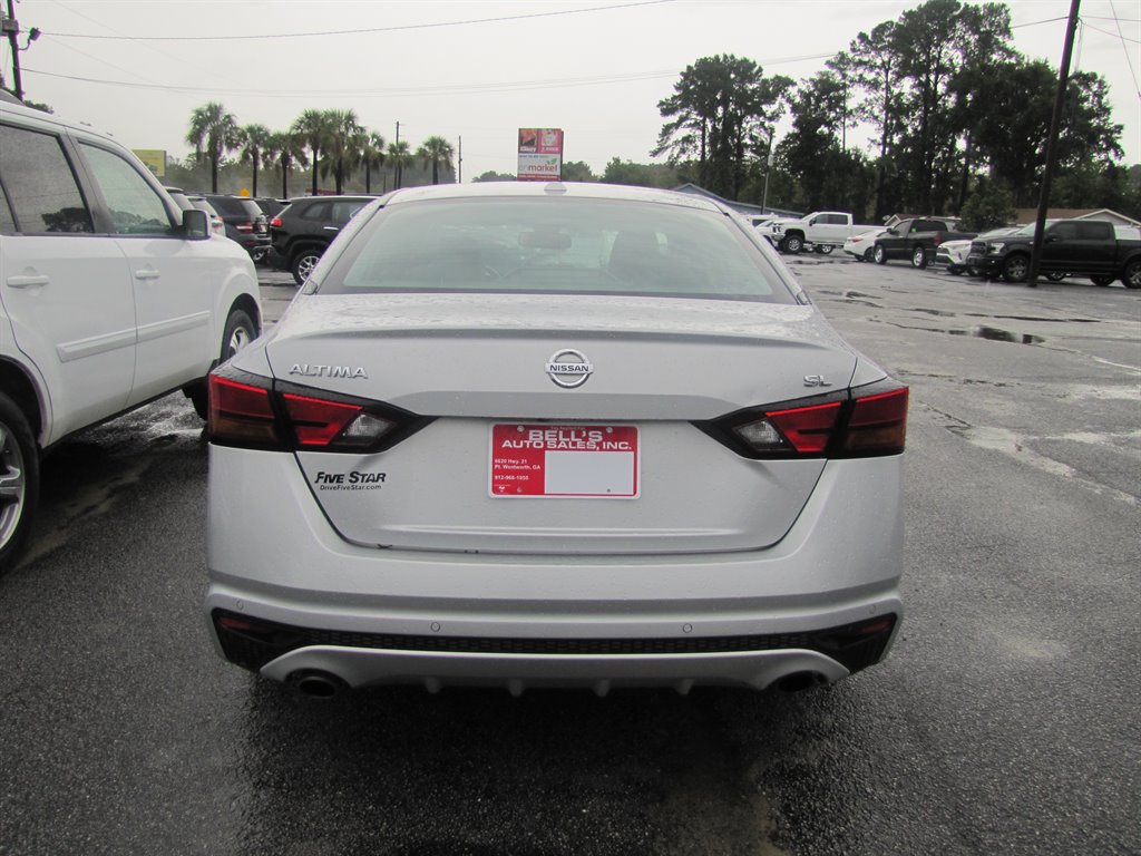 2019 Nissan Altima - $15,495