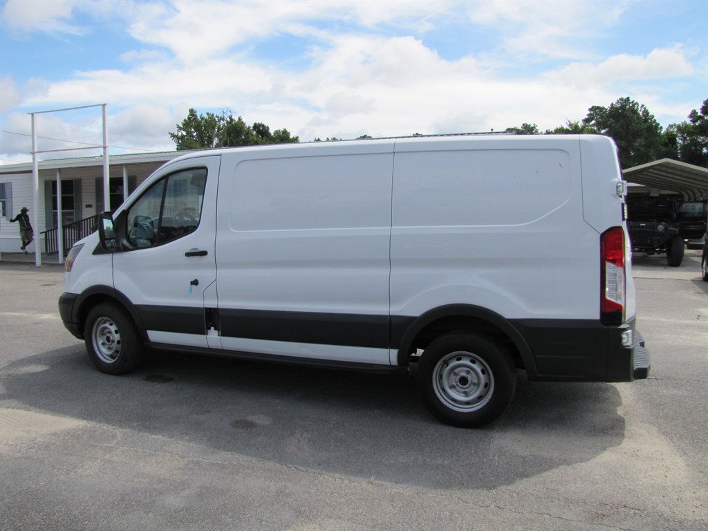2016 Ford Transit - $17,995