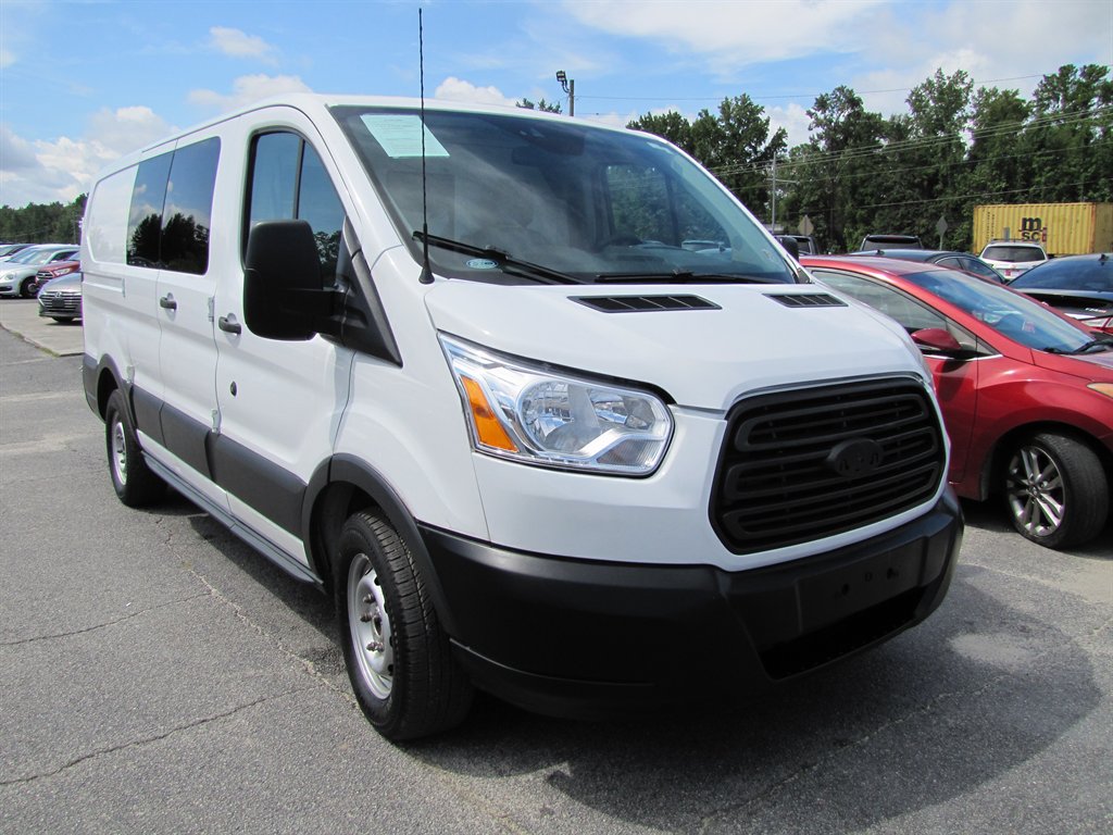 2016 Ford Transit - $17,995