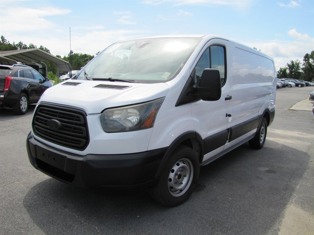 2016 Ford Transit - $17,995