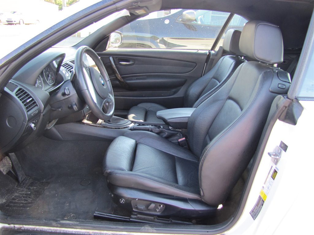 2012 BMW Legend 128i photo