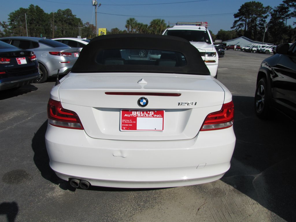 2012 BMW Legend 128i photo