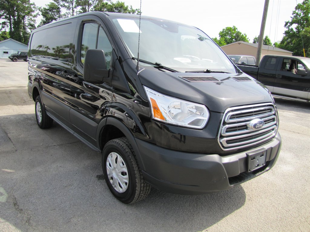 2018 Ford Transit - $18,995