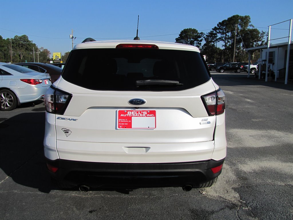 2018 Ford Escape - $12,995