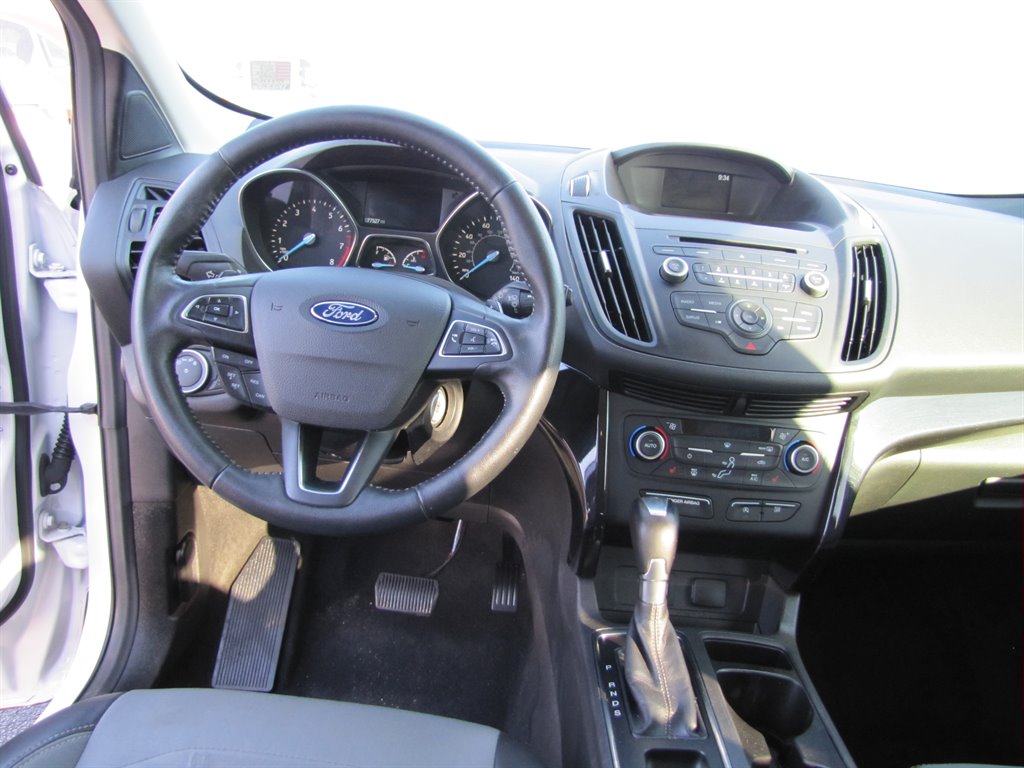 2018 Ford Escape - $12,995