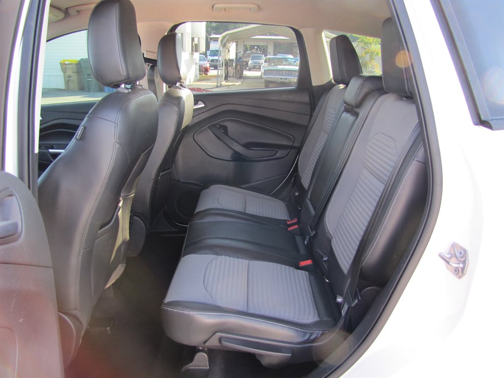 2018 Ford Escape - $12,995