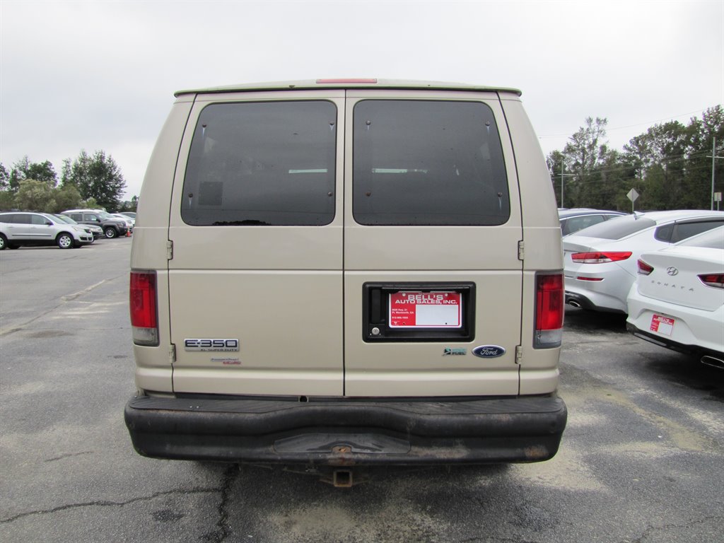 2012 Ford E-350 - $12,995