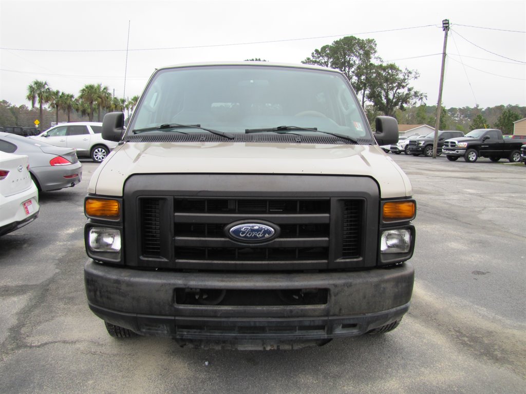2012 Ford E-350 - $12,995