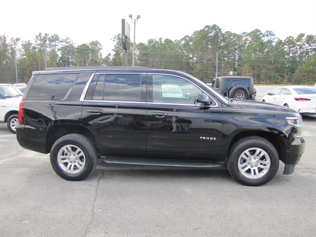 2019 Chevrolet Tahoe LT photo