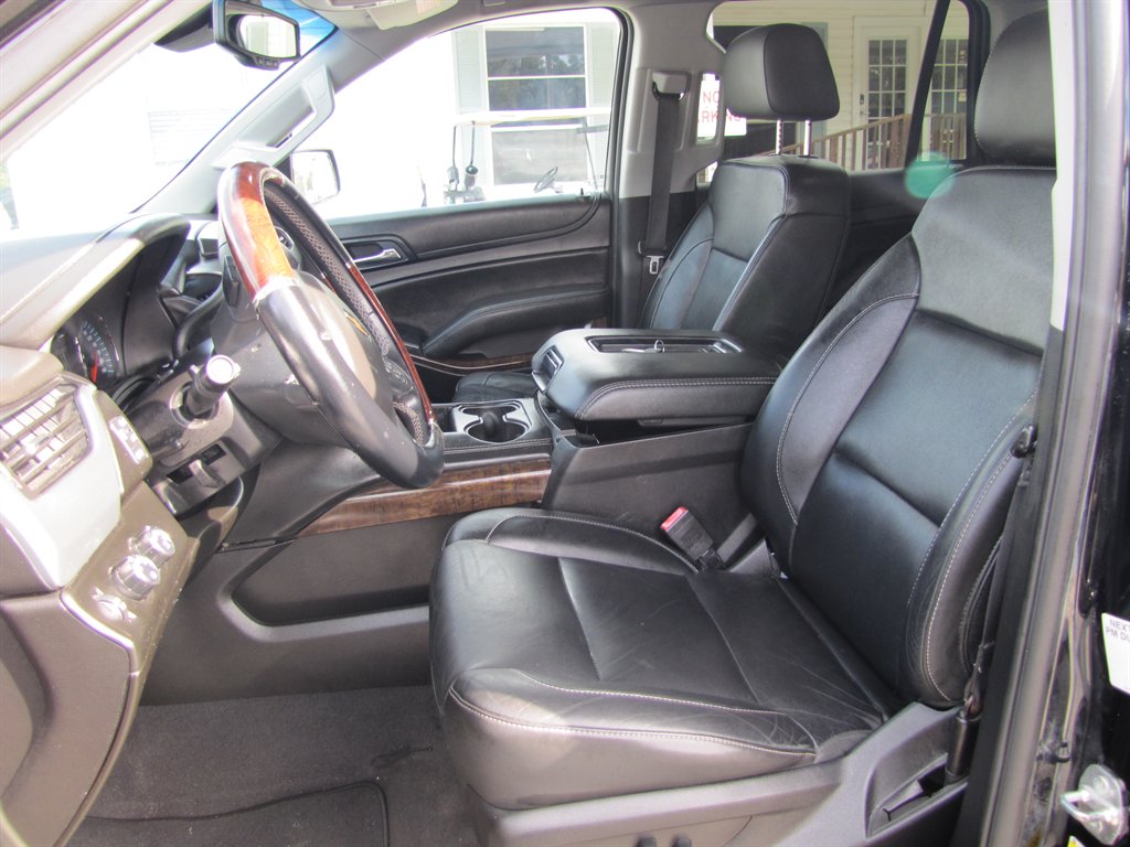 2019 Chevrolet Tahoe LT photo