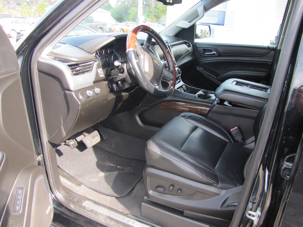 2019 Chevrolet Tahoe LT photo