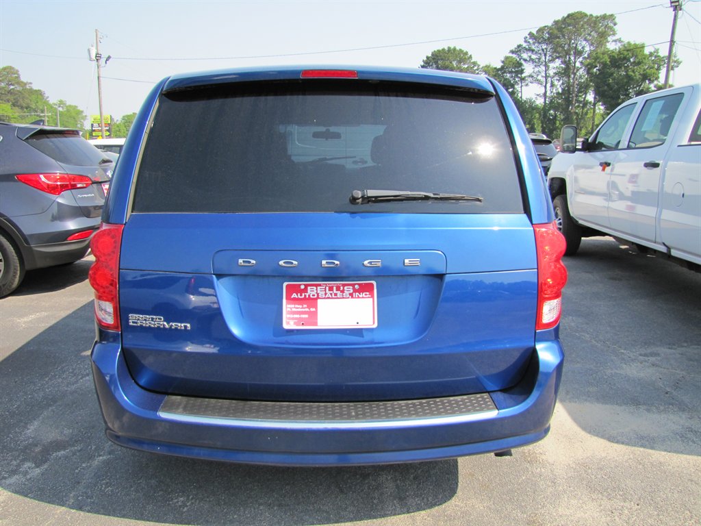 2011 Dodge Grand Caravan - $7,995