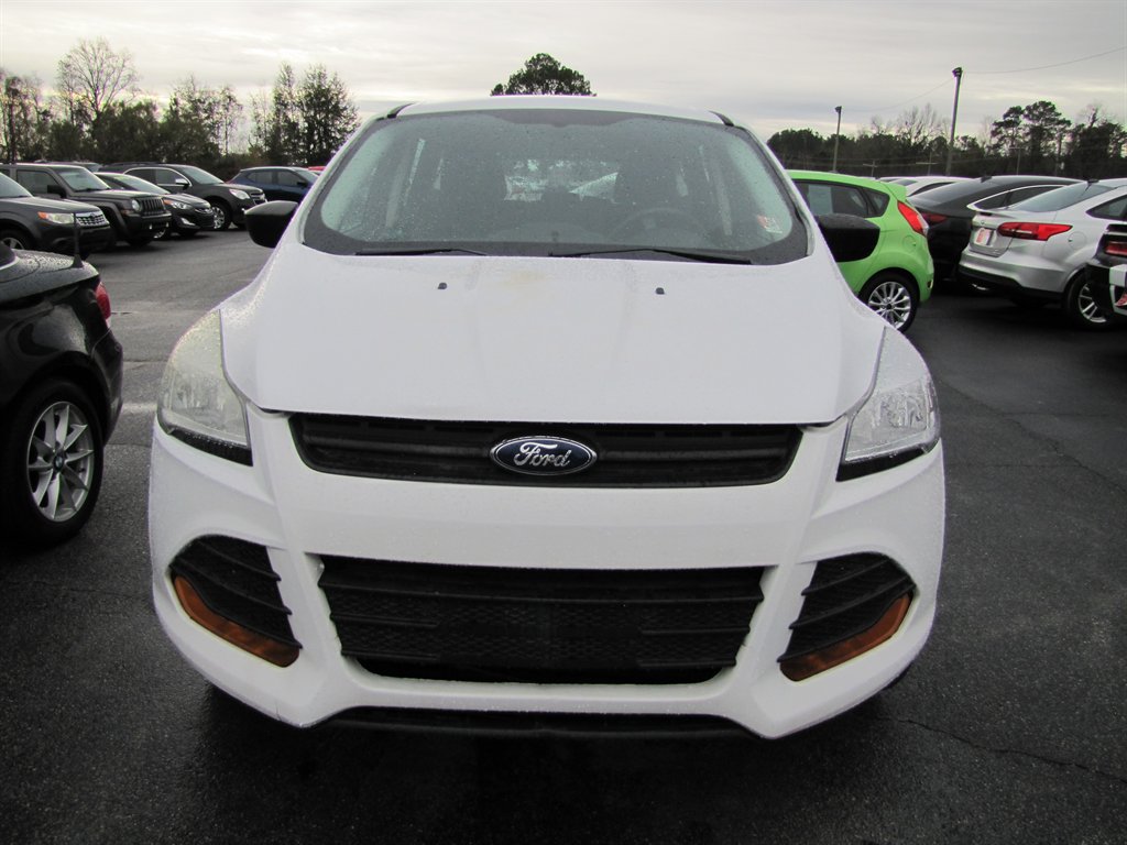 2013 Ford Escape S photo