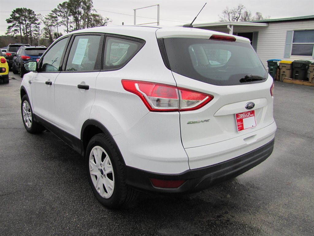 2013 Ford Escape S photo