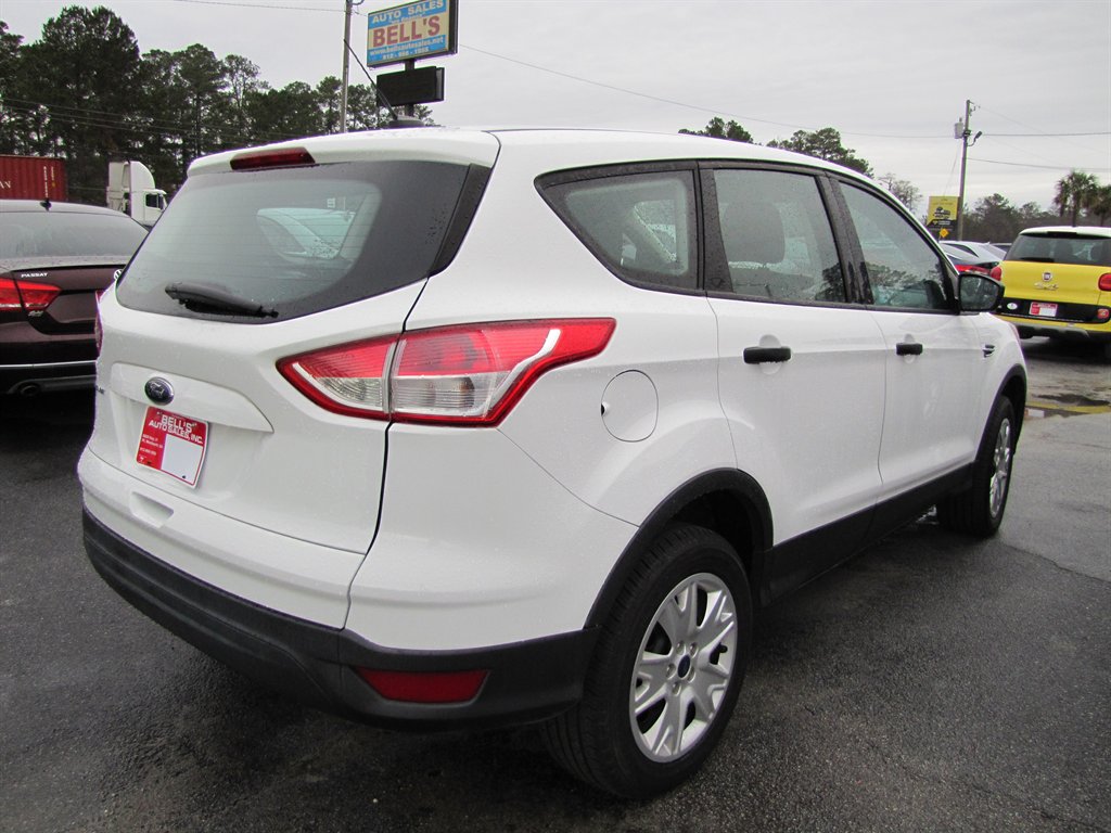 2013 Ford Escape S photo