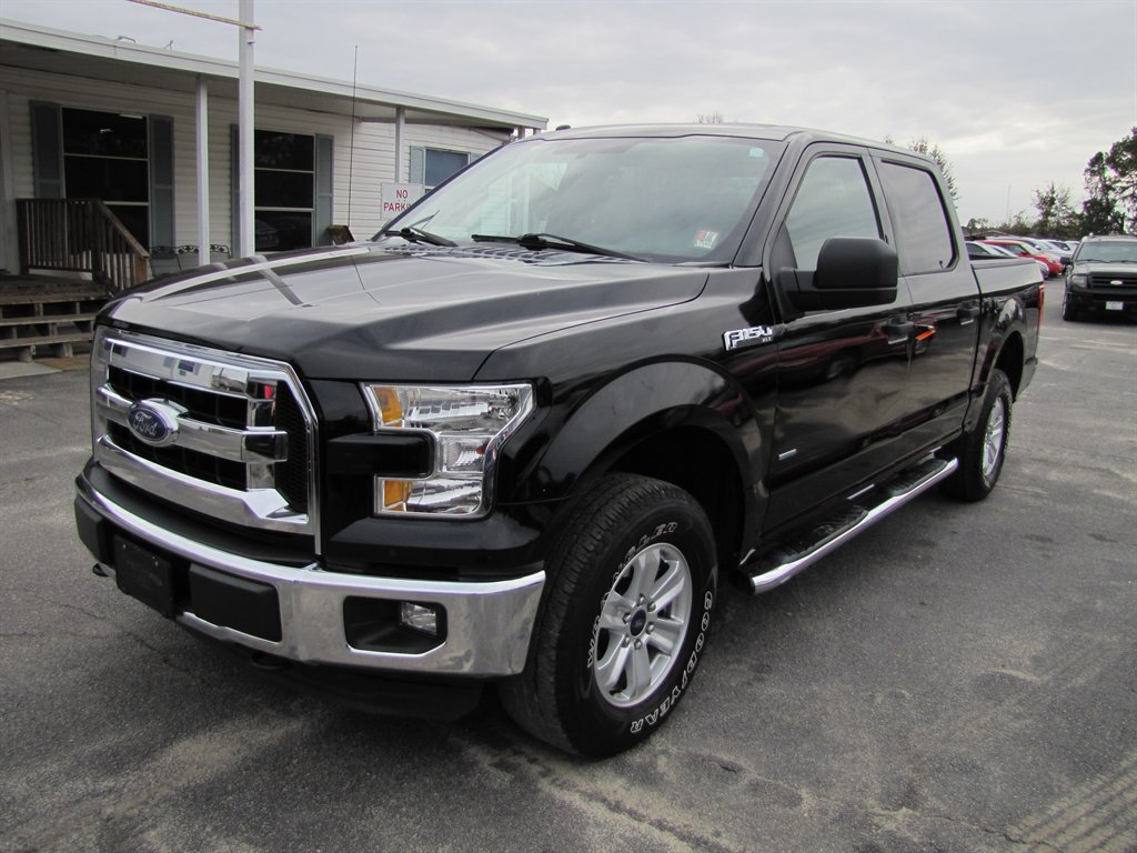 2016 Ford F150 XLT photo