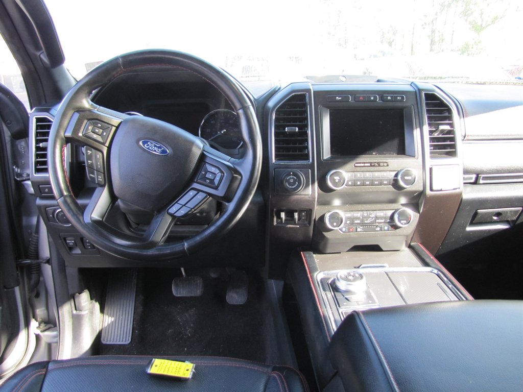 2020 Ford Expedition Max Limited photo