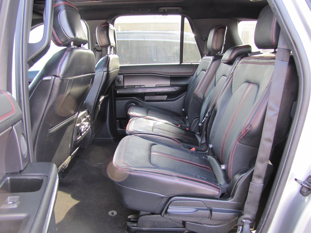 2020 Ford Expedition Max Limited photo