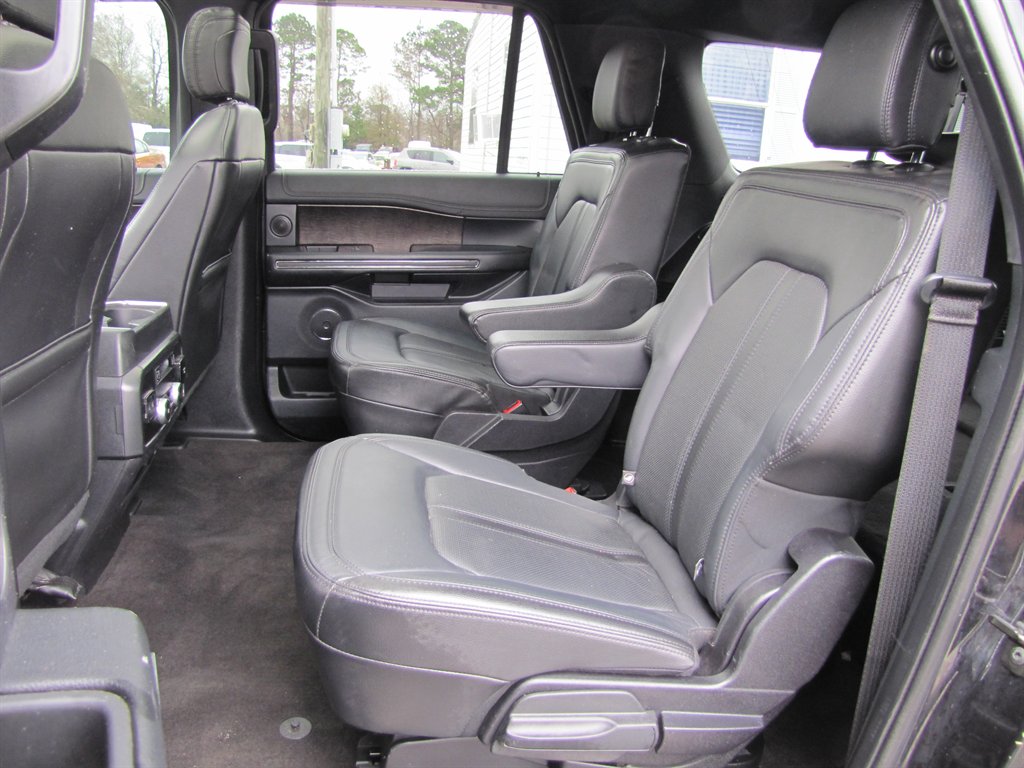 2020 Ford Expedition Max Limited photo