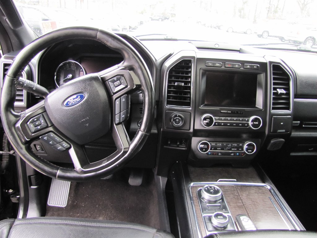 2020 Ford Expedition Max Limited photo