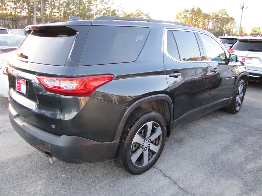 2021 Chevrolet Traverse 3LT photo