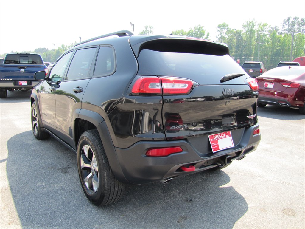 2015 Jeep Cherokee Trailhawk photo