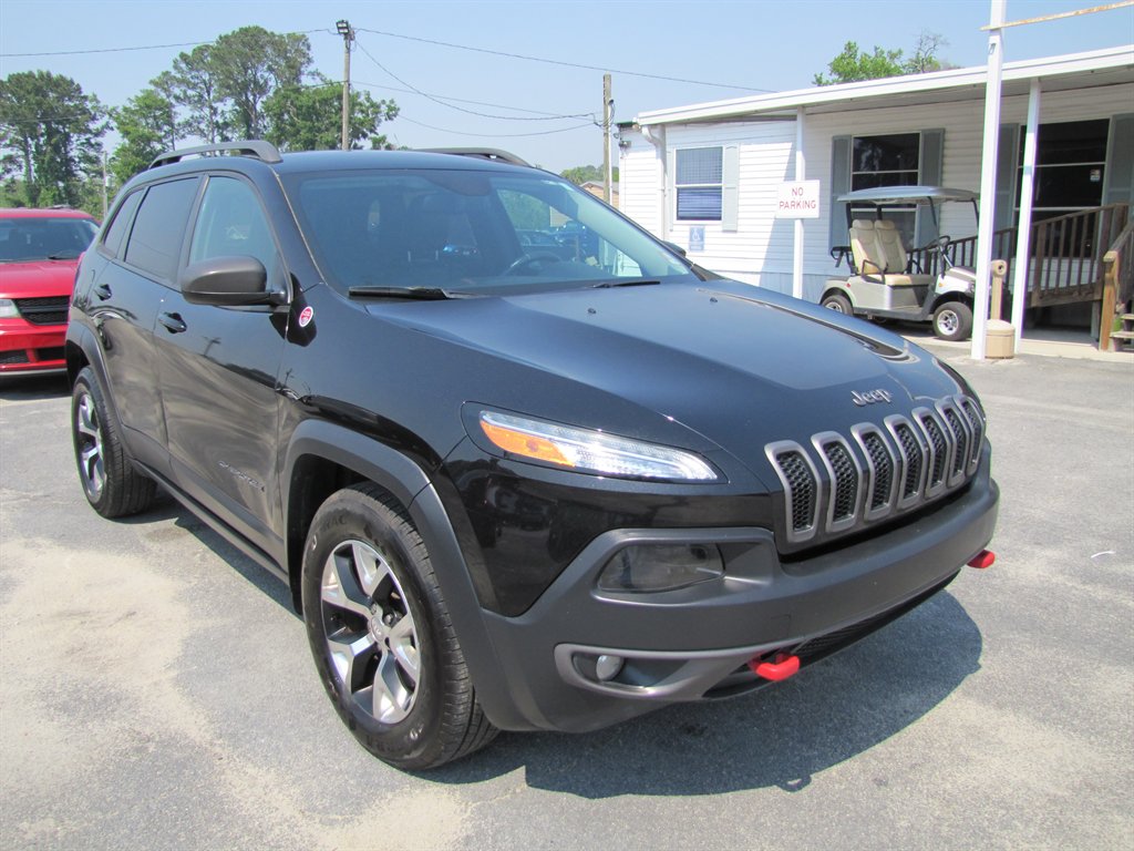2015 Jeep Cherokee Trailhawk photo