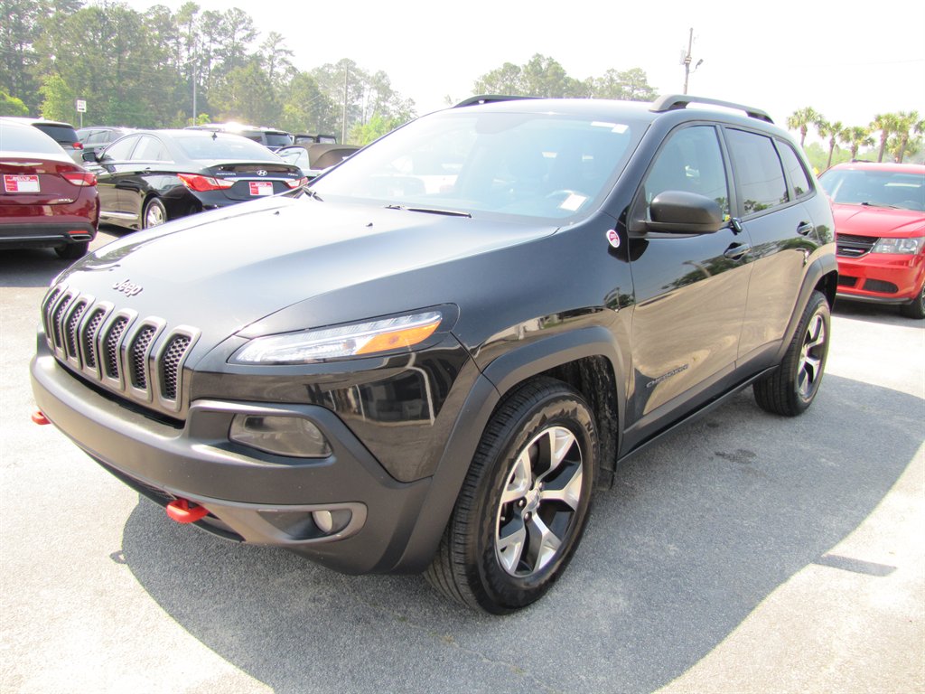2015 Jeep Cherokee Trailhawk photo