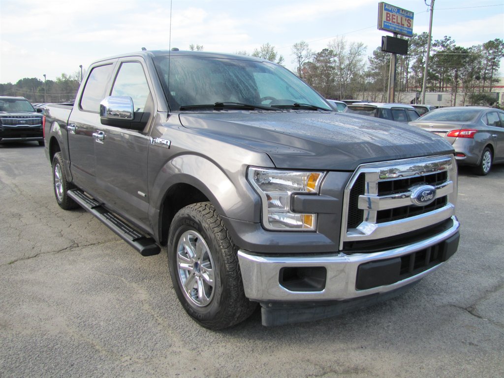 2017 Ford F150 XLT photo