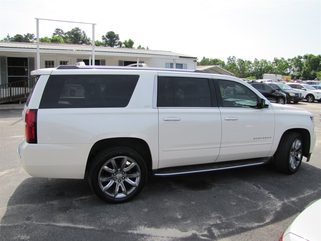 2015 Chevrolet Suburban LTZ 1500 photo