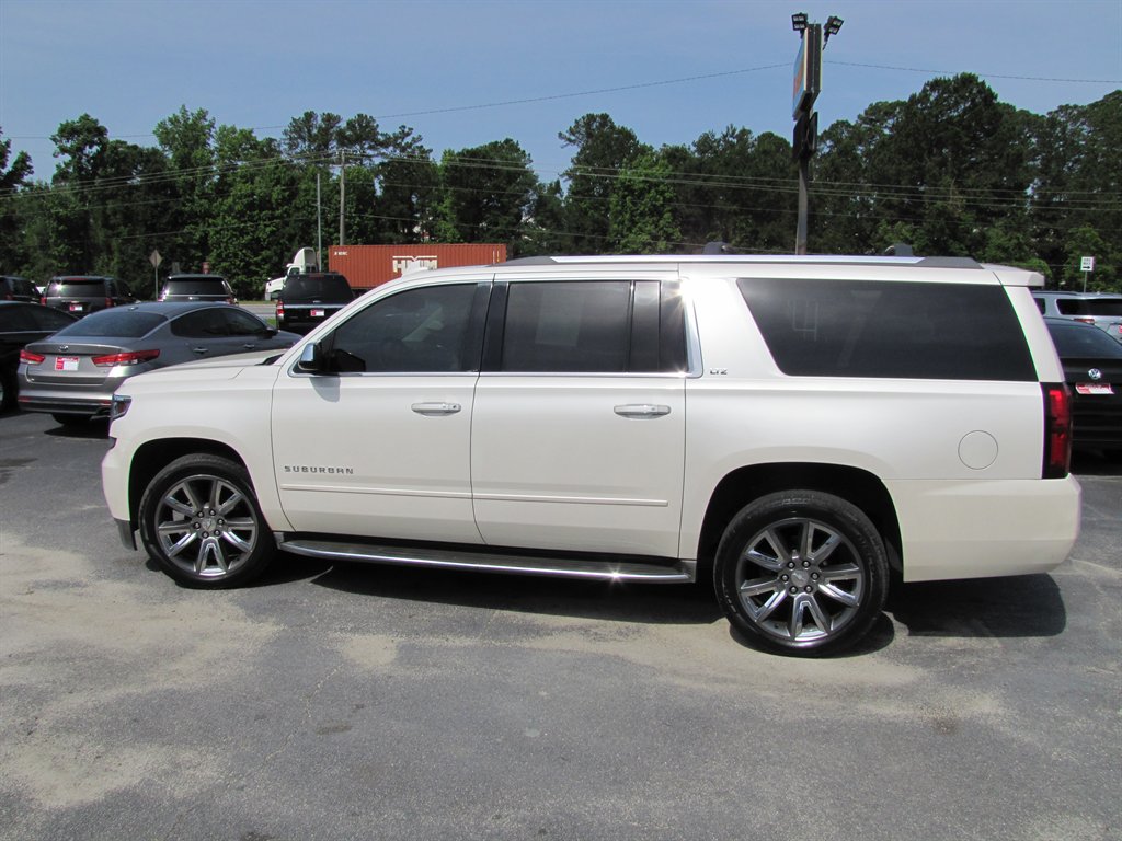 2015 Chevrolet Suburban LTZ 1500 photo