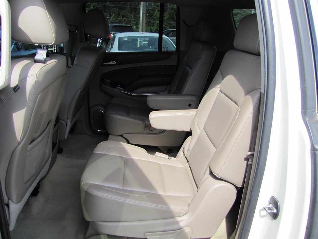 2015 Chevrolet Suburban LTZ 1500 photo